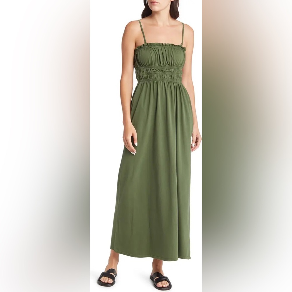 NWOT Smocked Knit Midi Dress